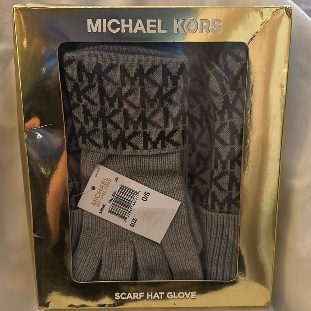 NWT Michael Kors Grey and Black Scarf, Hat & Gloves Set